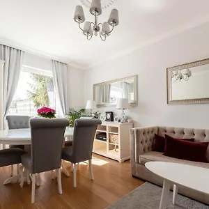 Апартаменты Elegant Near Old Town - Free Parking, Гданьск